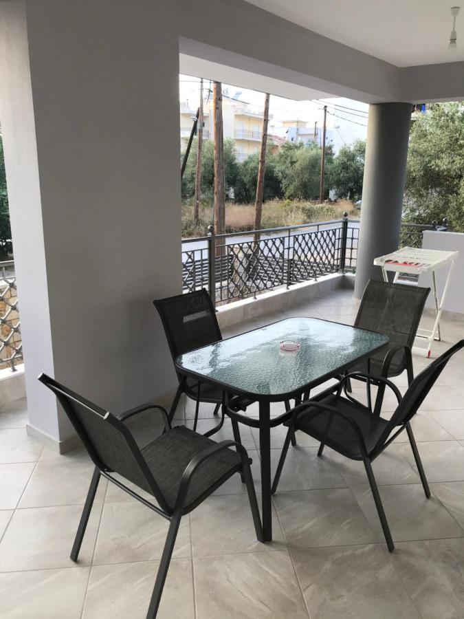 Cyclops Luxury Apartments Игуменица Екстериор снимка