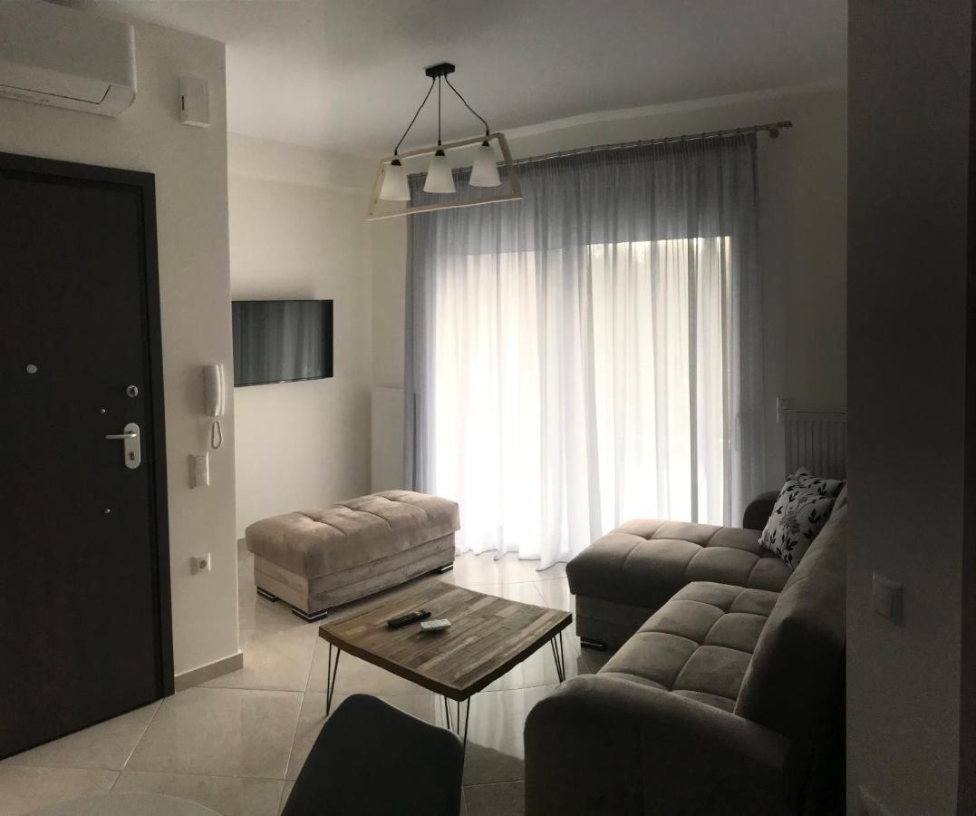 Cyclops Luxury Apartments Игуменица Екстериор снимка