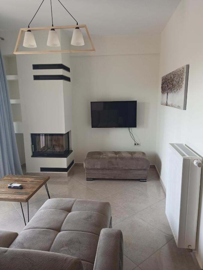 Cyclops Luxury Apartments Игуменица Екстериор снимка