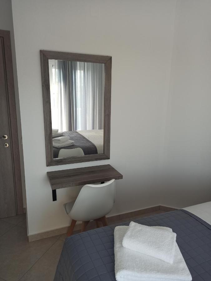Cyclops Luxury Apartments Игуменица Екстериор снимка