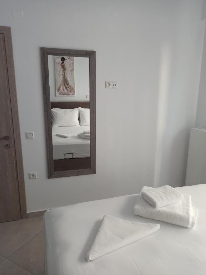Cyclops Luxury Apartments Игуменица Екстериор снимка